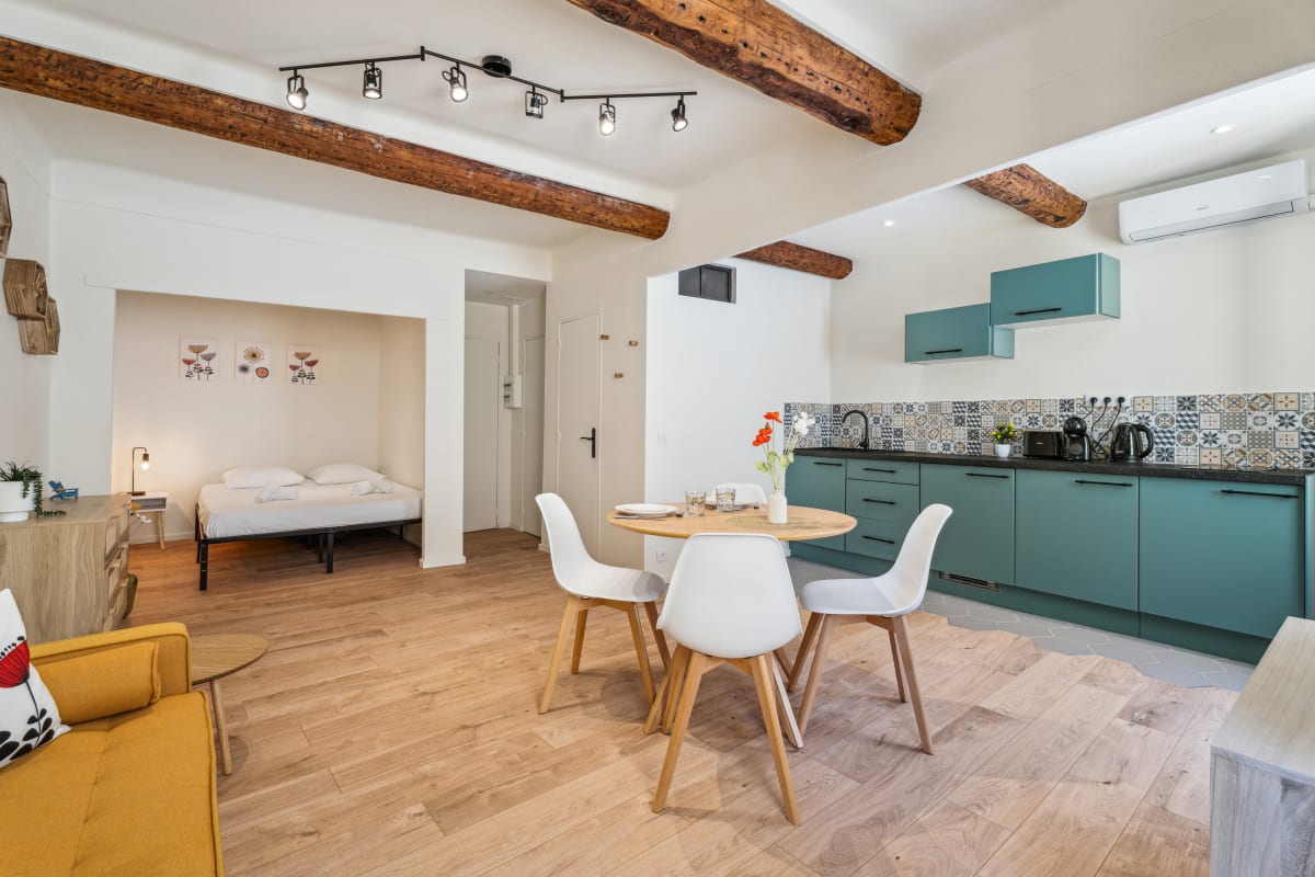  immobilier  Viel Antibes - Appartement rénové & cosy