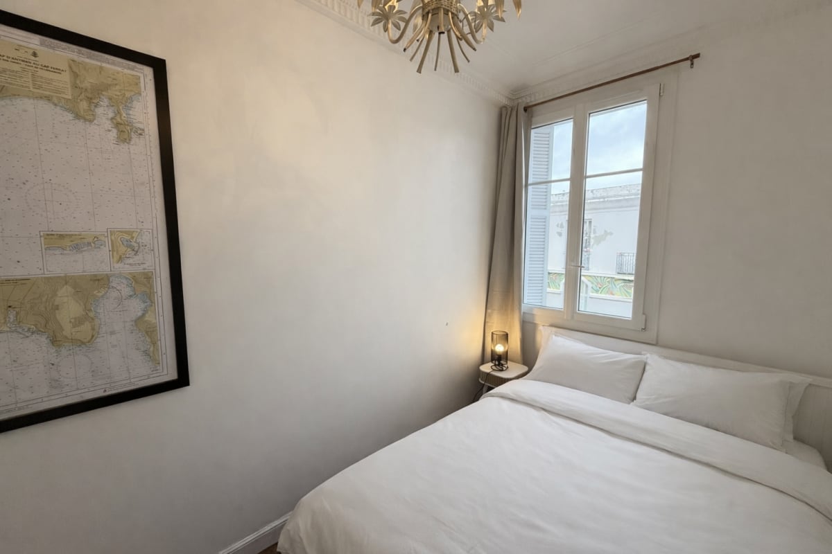 Appartement   T2 lumineux avec charme bourgeois – 5ᵉ étage, plages & centre à pied