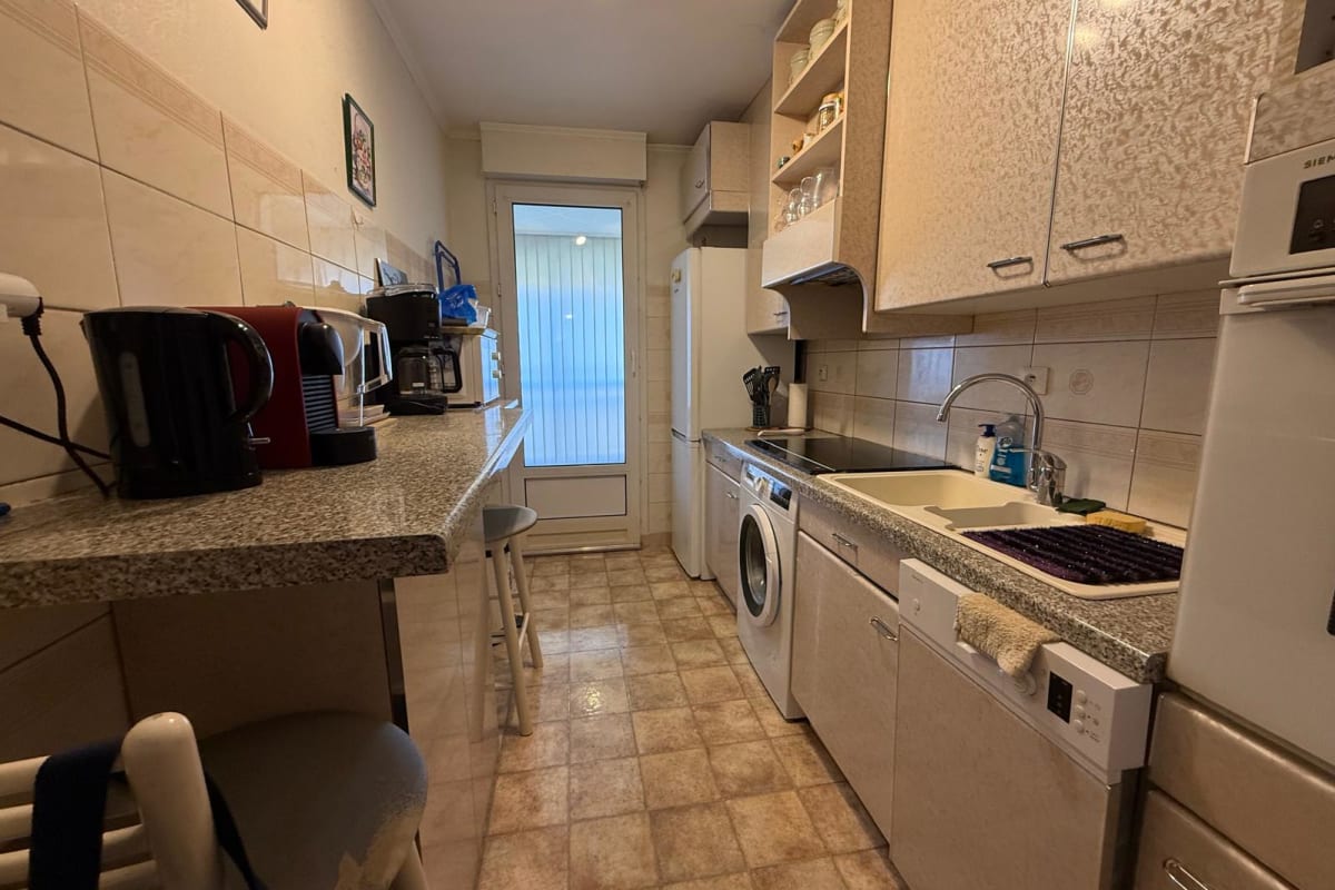 Appartement Appartement avec balcon et parking Cagnes-sur-Mer 