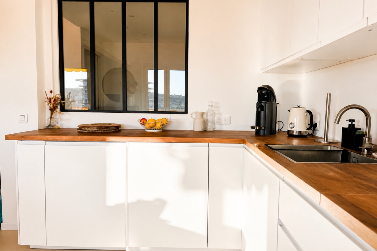 Appartement   Appartement rénové avec terrasse et vue dégagée