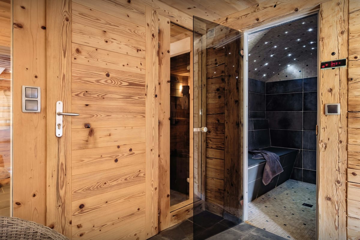 Chalet   Séjour exclusif avec piscine, sauna et hammam - OVO Network