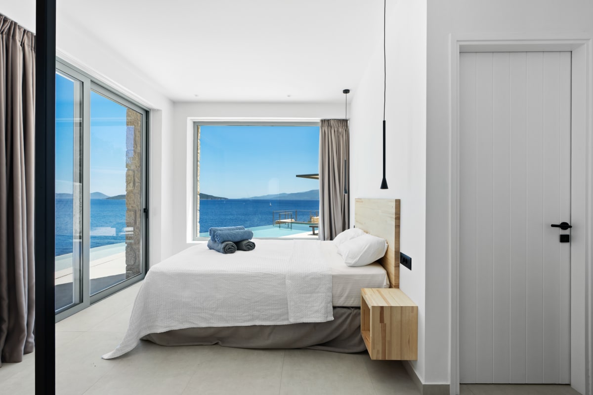 Immobilier Villa Pano - Un Paradis Intime à Quelques Pas de la Plage  