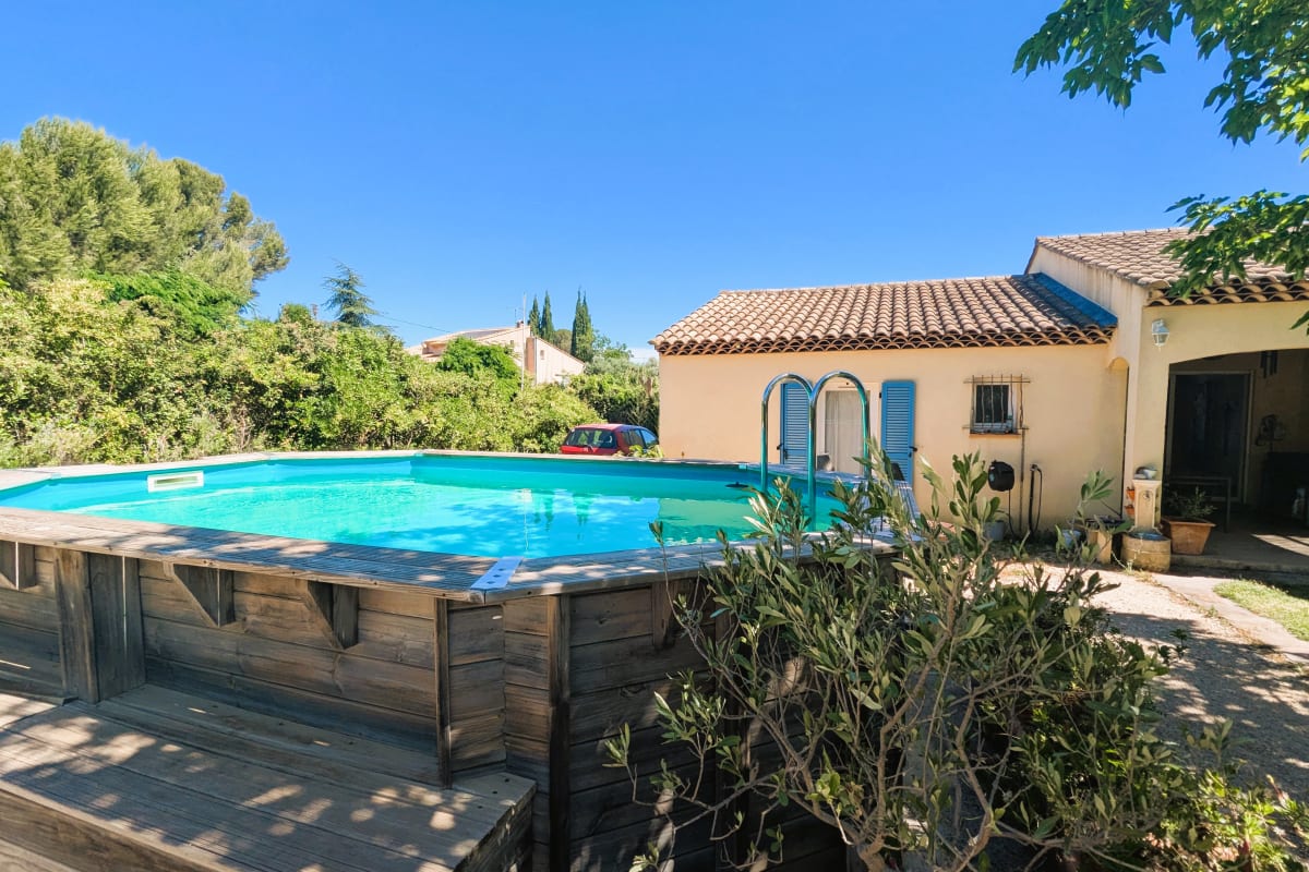 Villa sur domaine avec piscine 