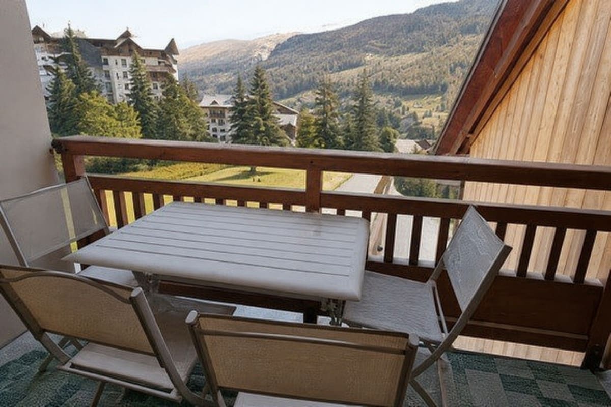 Studio avec balcon - proche lac