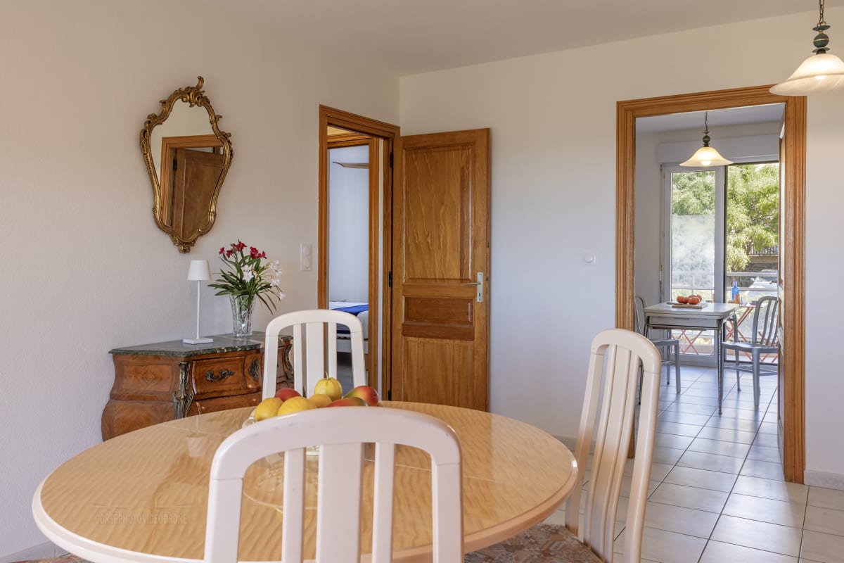 Immobilier Casa Luiggina – Appartement de charme avec vue mer au cœur de L’Île-Rousse  