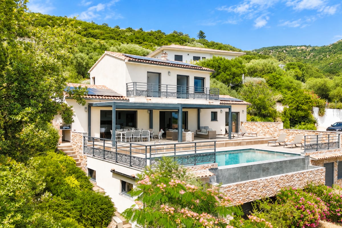 Immobilier Villa Bernucci di Conca  