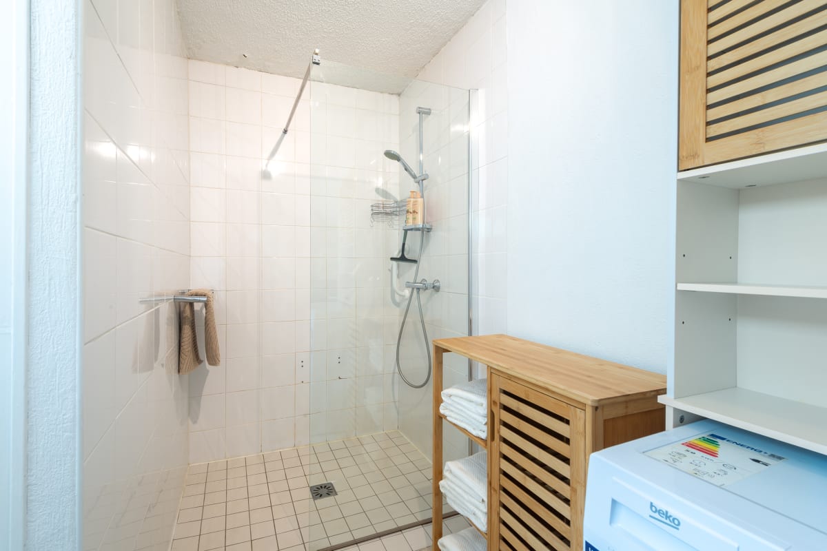  immobilier  Brise Lavalloise - Wifi - Centre Ville