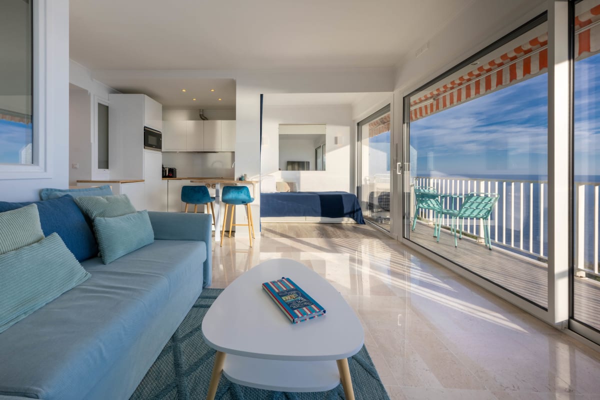  06A5 Superbe appartement vue spectactulaire MtBoron 