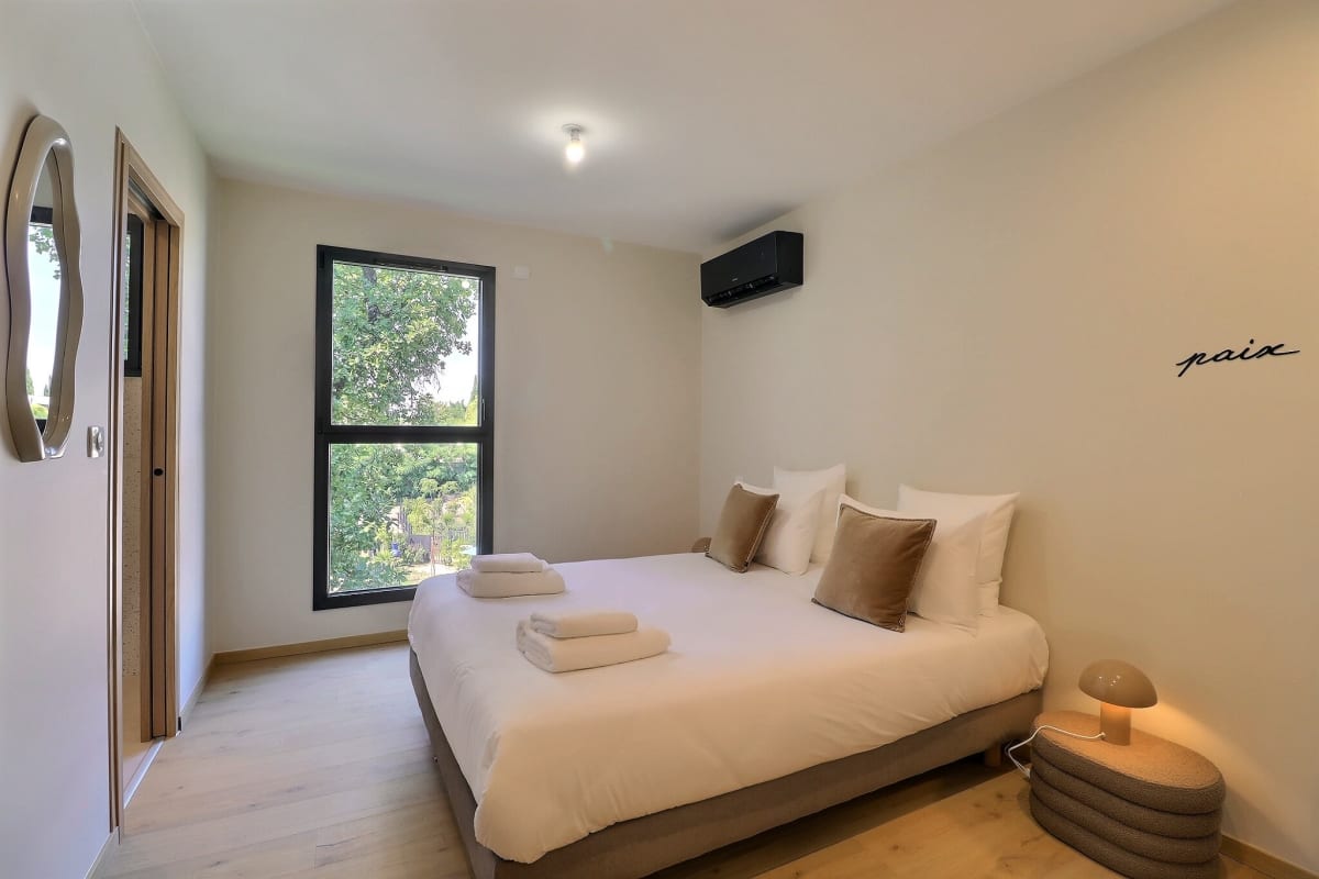 Immobilier Villa Nova – Maison neuve, piscine & confort  