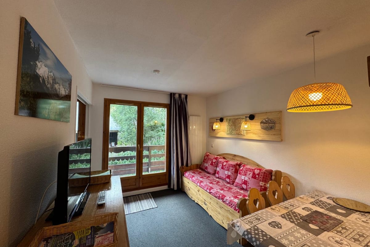 Appartement Risoul • T2 6 pers • Piscine et sauna • proche pistes 