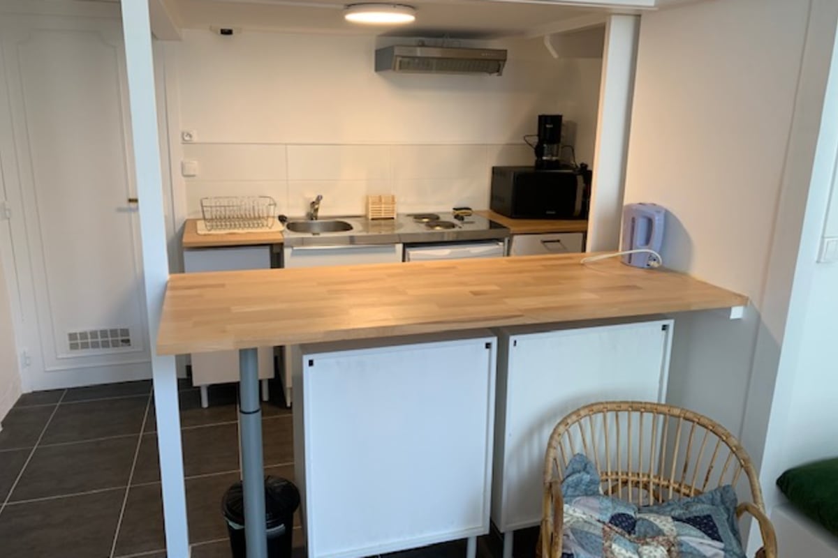  immobilier  21m² Tout Confort Pour 2 Proche Des Remparts