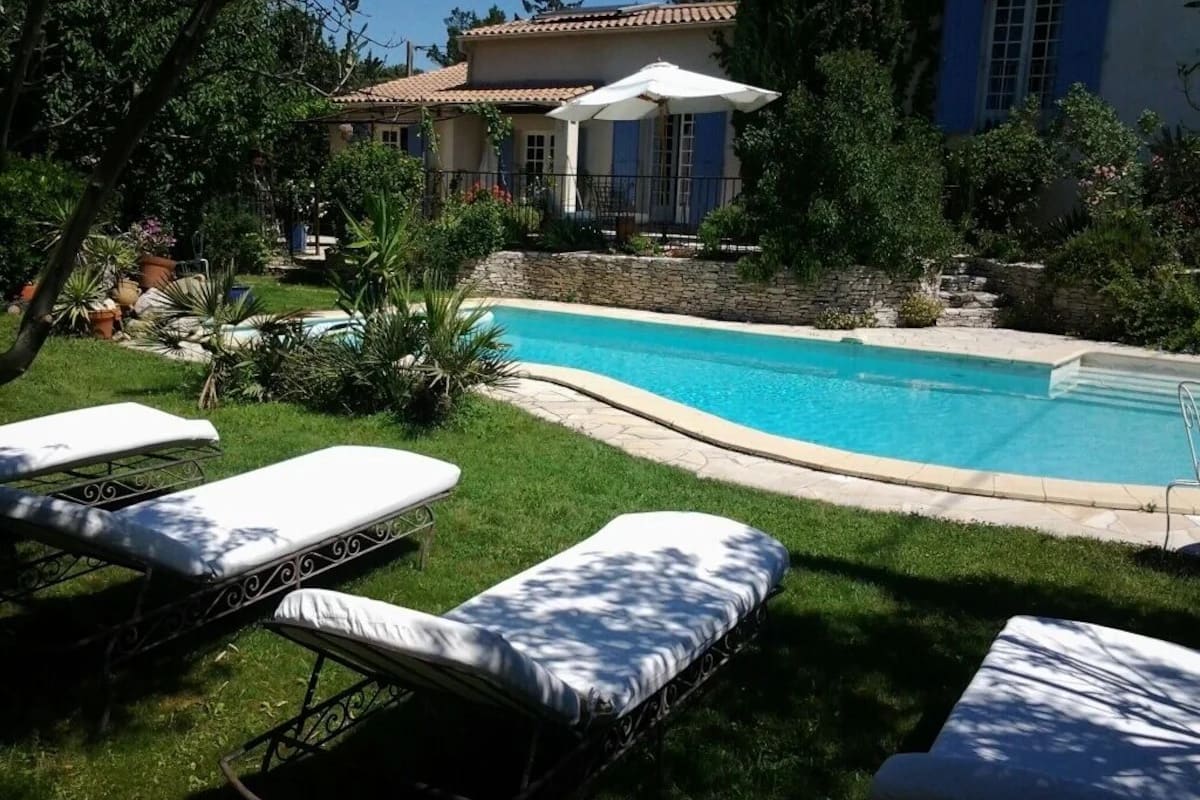 Maison avec piscine à Villeneuve-lès-Avignon