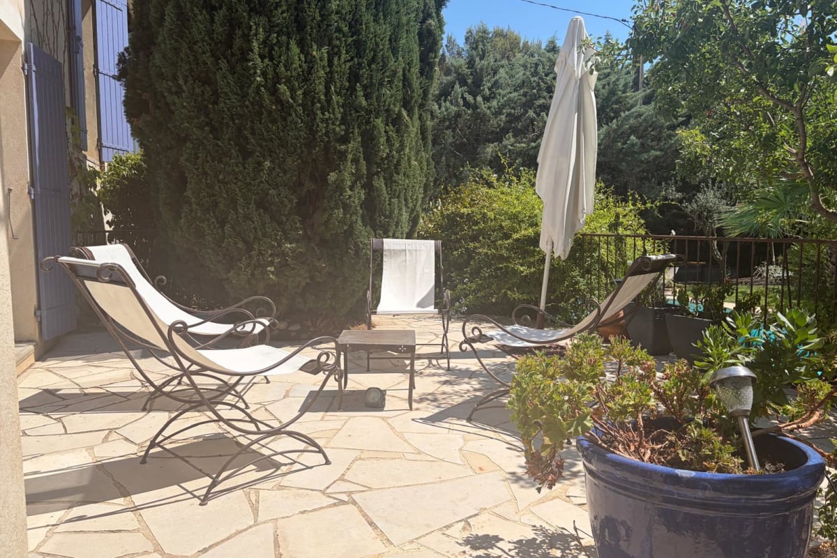  Appartement Maison avec piscine à Villeneuve-lès-Avignon
