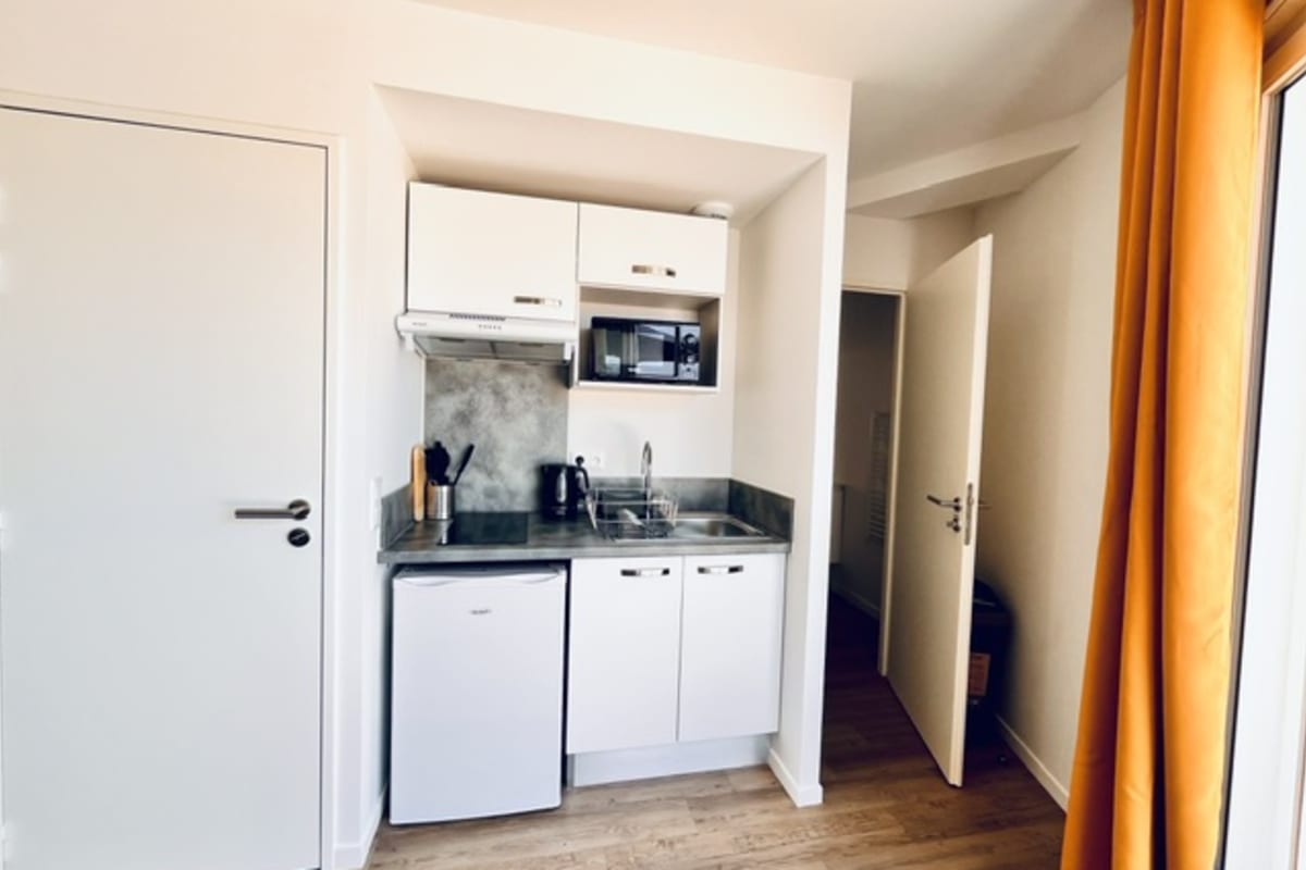 Appartement   Studio avec terrasse proche de La Rochelle