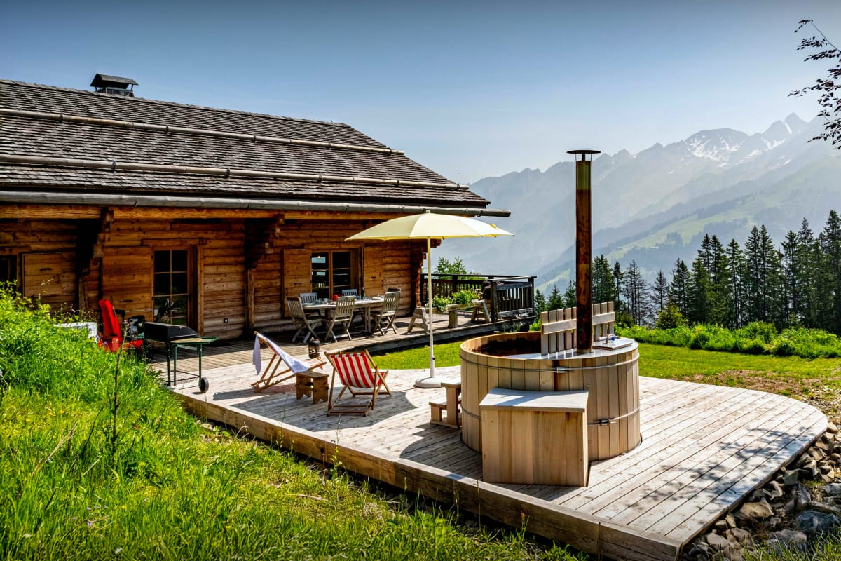  Chalet Chalet pleine nature pour 12 (8 adultes) - Bain nordique - OVO Network