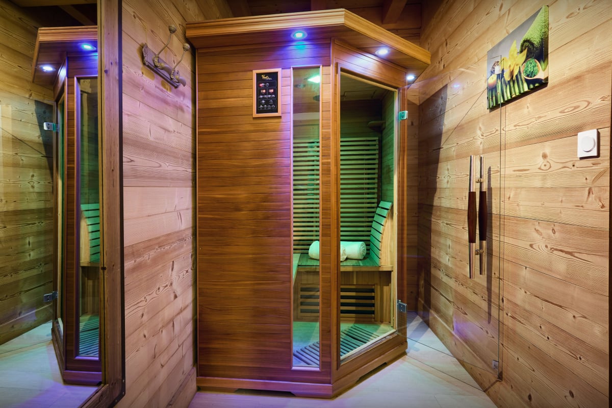 Chalet   Chalet pour 10 avec sauna et jacuzzi à la Giettaz - OVO Network
