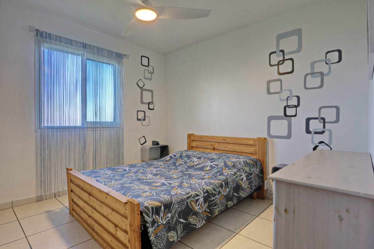 Immobilier Kaz vert - Piscine - Vue mer  
