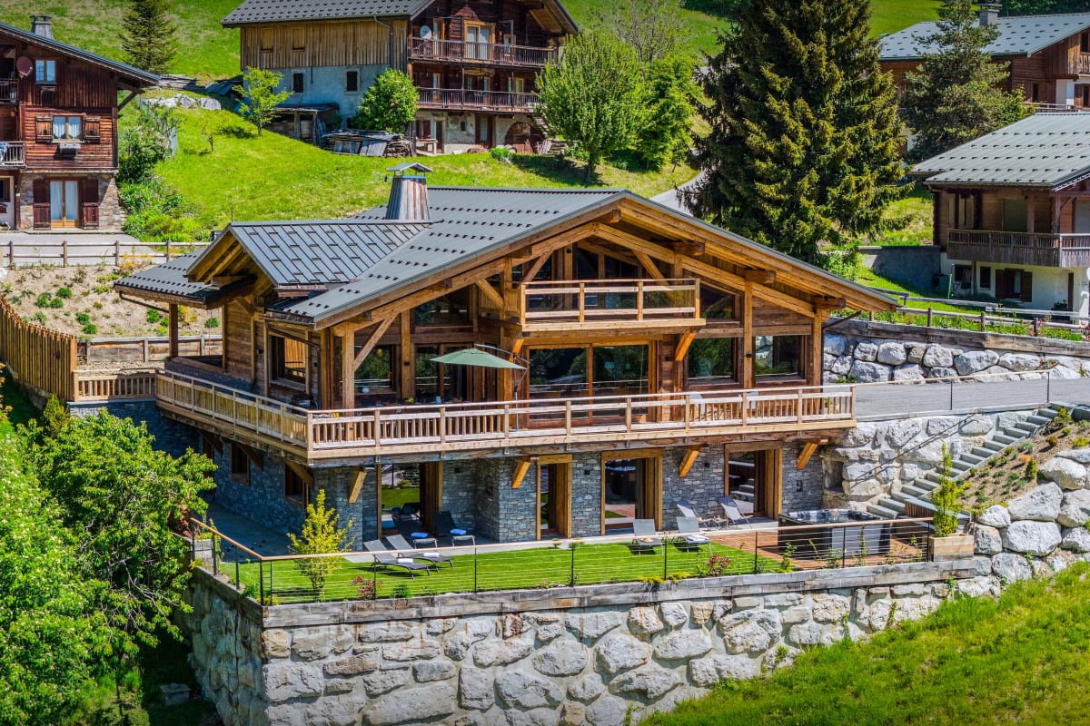  Chalet Chalet pour 14 à La Giettaz avec sauna, jacuzzi et panorama - OVO Network