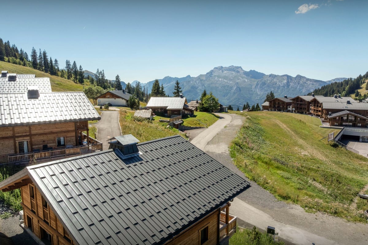  immobilier  Chalet mitoyen au plus près des pistes de La Croix-Fry - OVO Network