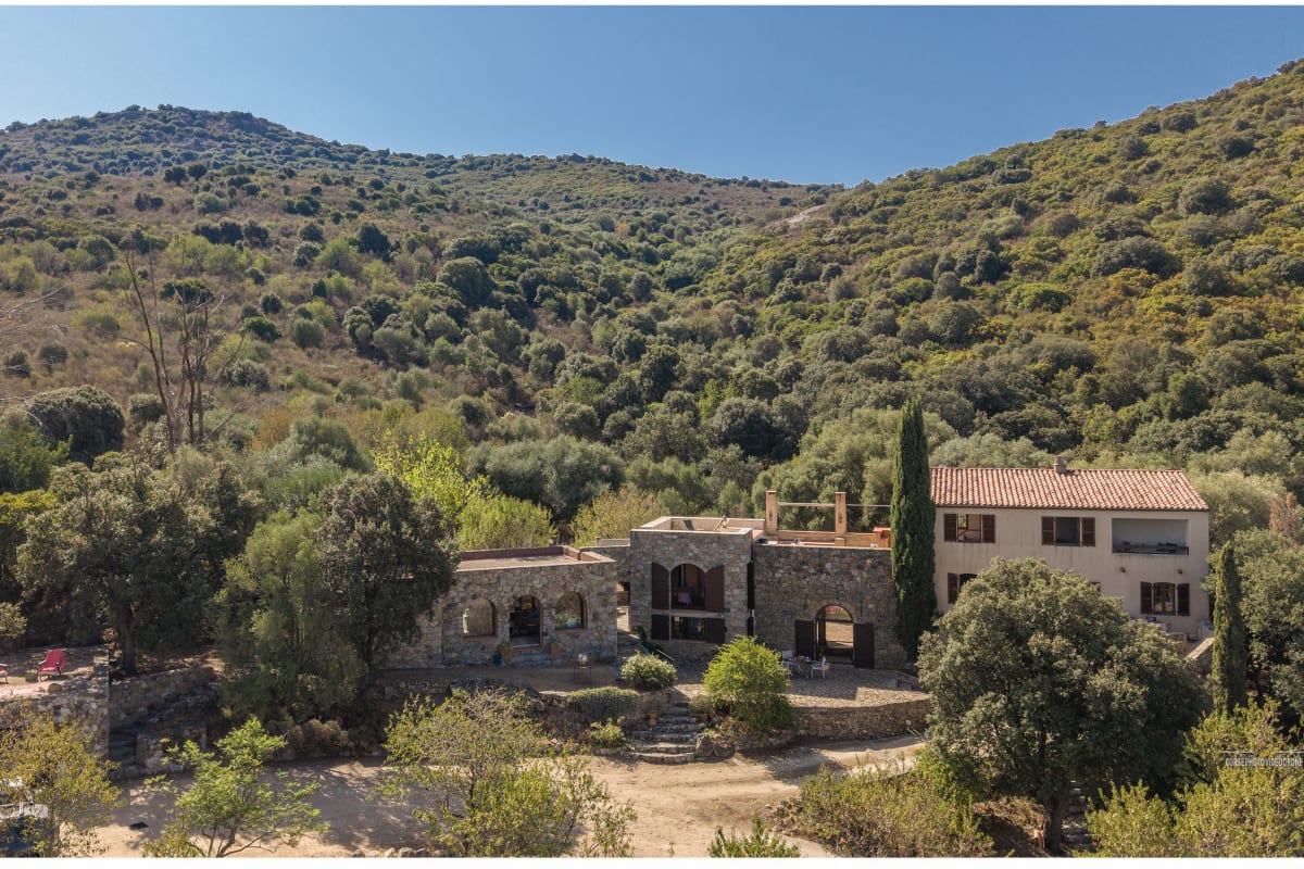  Maison Maison Camellu – Propriété de charme au cœur des oliviers, vue mer