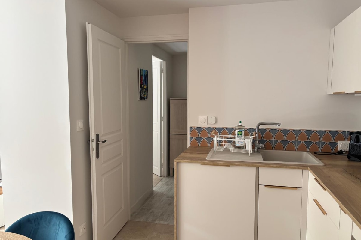  immobilier  Charmant T2 rénové avec jardin et parking privatif