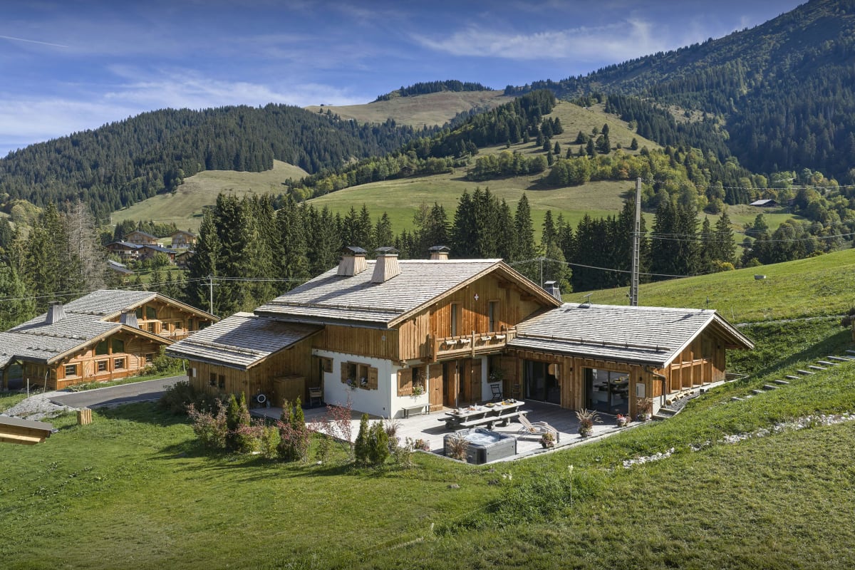 Chalet Chalet pour 10 à quelques mètres des pistes et des sentiers - OVO Network 