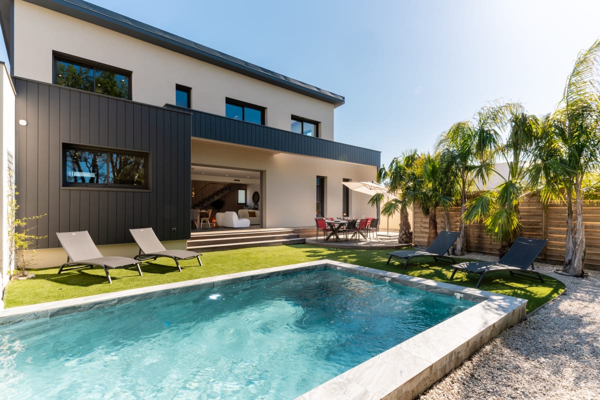 2 Villas • Plage • Piscines • Groupe