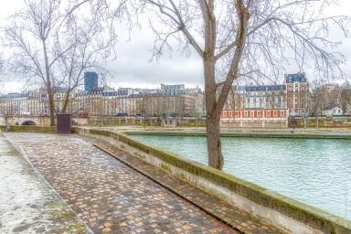 .4th Pompidou Centre/Le Marais