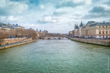 Louvre