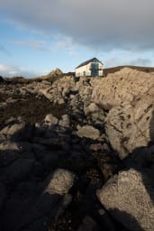 Tigh Bata, House on the sea