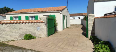 Jolie Maison Avec Jardin Proche Plage - Rivedoux-Plage