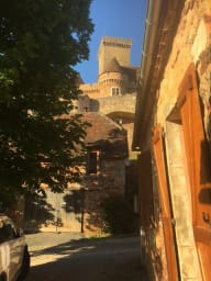 vue sur le château depuis la maison 