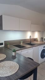 New, fully equipped kitchenette