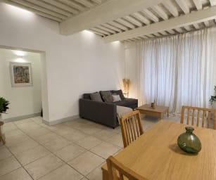 Appartement Lumineux Avec Terrasse Centre Nîmes - Musée des Beaux-Arts de Nîmes