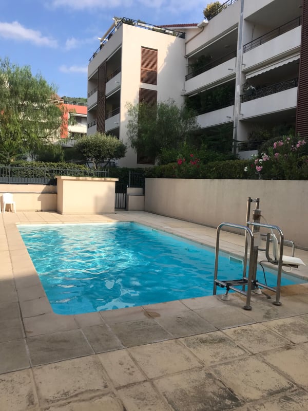 Appt Dans Le Centre Ville/ Residence Avec Piscine