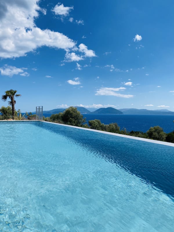 Maison VILLA PINEA - Nouvelle villa moderne en bord de mer 