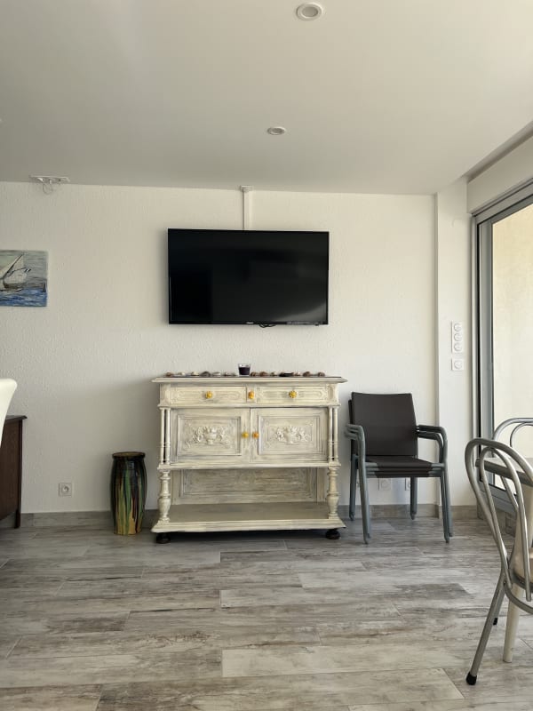 Immobilier La Marina de Lairan : 2 chambres terrasse vue Port de Plaisance  