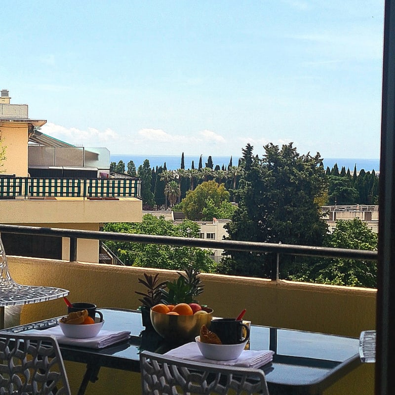 Immobilier Bel appart 3 pièces, balcon ensoleillé  vue mer   