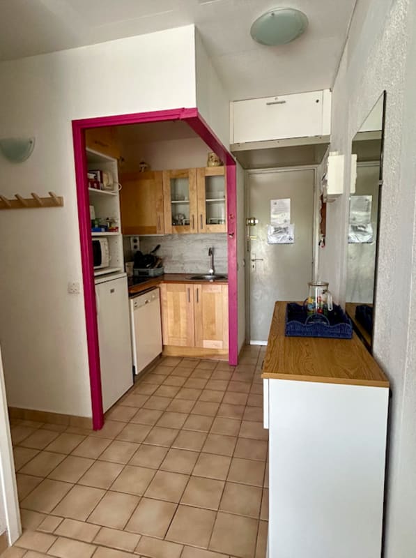 Appartement 40m² Avec Terrasse Dans Une Résidence Avec Piscine 