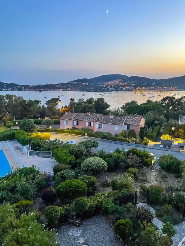  immobilier  Appt 4 pers-vue mer-piscine et plages 