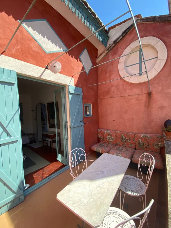 Syrius - Logement d'artiste avec terrasse et vue
