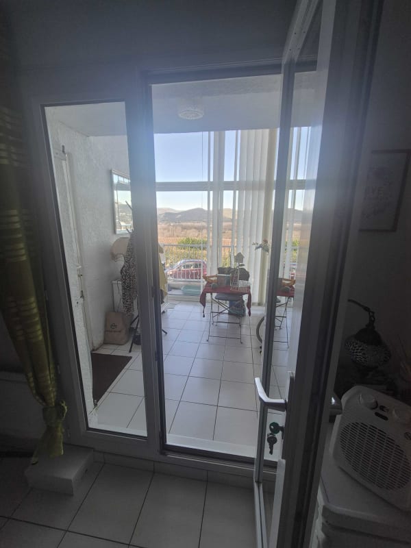 Appartement   Appartement lumineux avec piscine et balcon