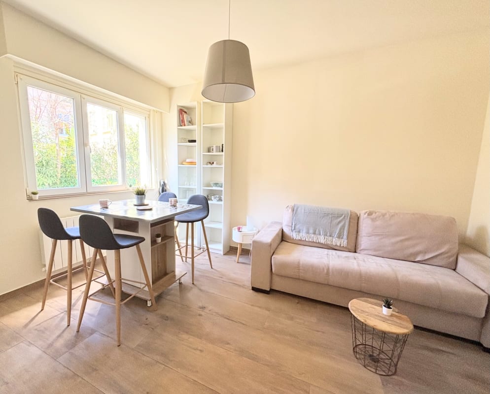  Appartement Studio charme jardin + stationnement Cimiez