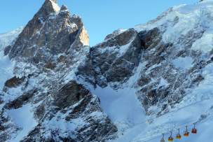 Les Alpinistes n°11 La Grave, face à la Meije