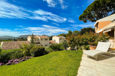 jardin avant de la maison