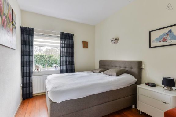 Spacious Family Home Halfweg