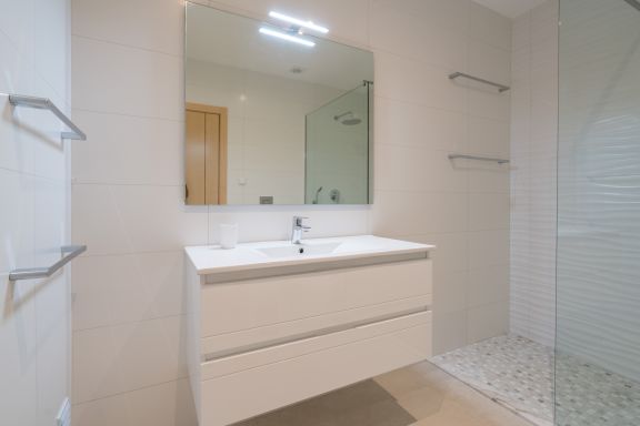 Oceanview Luxury 4 bedroom villa ★ private pool ★ Close to Meia Praia  