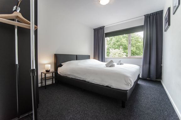 Zandvoort North Spacious 2 bedroom apartment with private, free parking