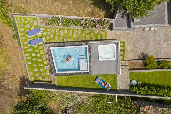 Swimming pool in Fajã da Ovelha - Casa da Maloeira