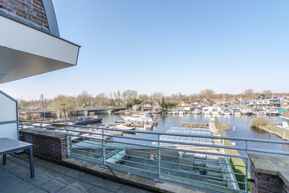Spacious and luxurious first flloor apartment with balcony- Kaag  (18)